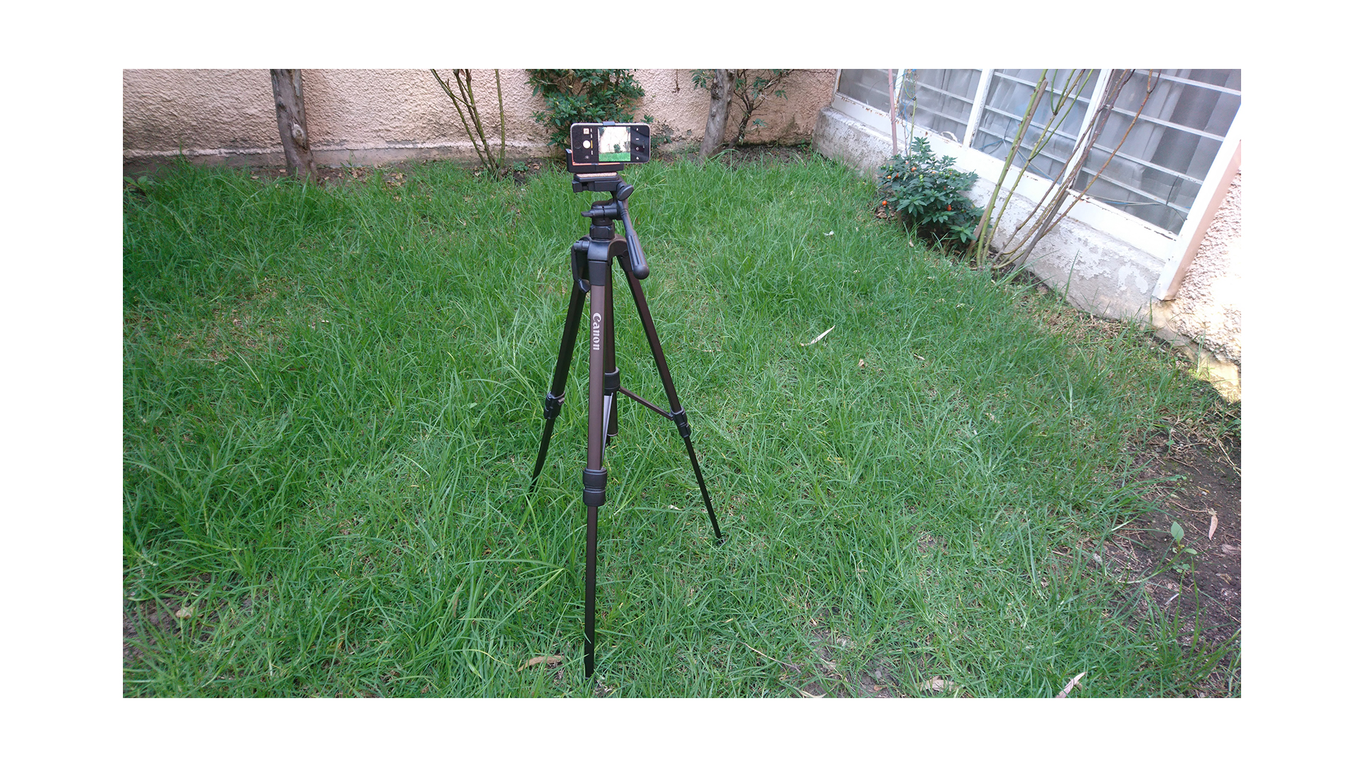 Los Tripiés para cámara fotográfica son una alternativa para grabar videos estables con los smartphones